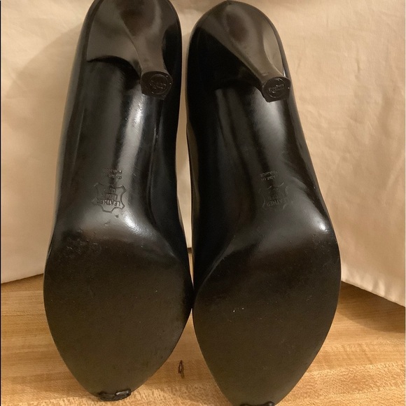 Christian Dior Classic Pumps Shoes​​​​​ - Picture 4 of 11